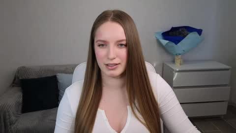 Snapshot of evajuly chatting on 02.13.25 Eva online show from 02.13.25