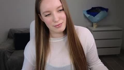 Snapshot of evajuly chatting on 03.01.25 Eva online show from 03.01.25