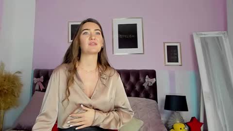 Snapshot of evalaniss chatting on 12.31.24 Eva online show from 12.31.24