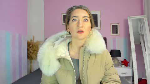 Snapshot of evalaniss chatting on 01.15.25 Eva online show from 01.15.25