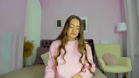 Snapshot of evalaniss chatting on 10.14.25 Eva online show from 10.14.25