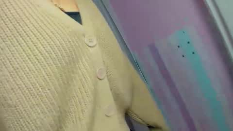 Snapshot of evalaniss chatting on 10.31.25 Eva online show from 10.31.25