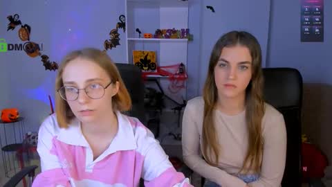 evalora online show from 10.21.25