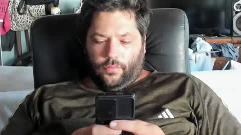 Snapshot of evaluz93 chatting on 01.16.25 evaluz93 online show from 01.16.25