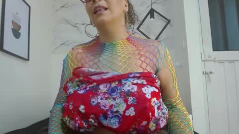 Eva Mills online show from 10.09.25