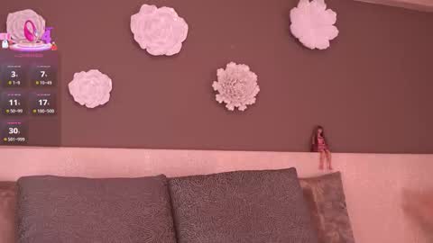 Eva Moretti online show from 11.19.25