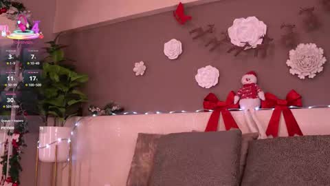 Eva Moretti online show from 12.16.25