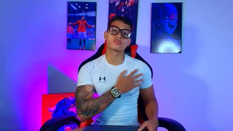 EVAN GREY online show from 09.09.25