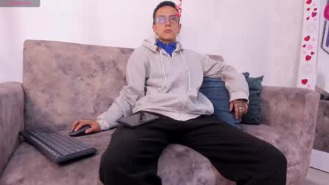 Evan Smitt online show from 02.19.25