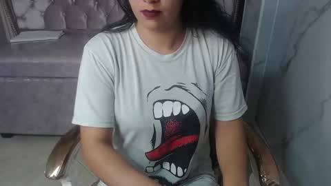 Snapshot of evangeline_b_ chatting on 11.28.25 Evamgeline online show from 11.28.25