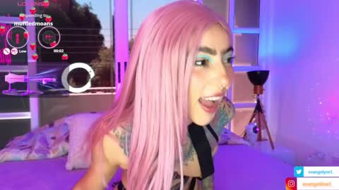 Evangelyne online show from 01.12.25