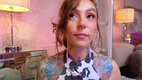 Snapshot of evangelyne1 chatting on 07.10.26 Evangelyne online show from 07.10.26