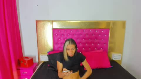 evanllelyne online show from 12.17.25