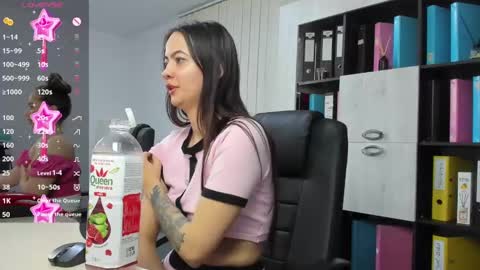 Snapshot of evanoellex chatting on 02.09.25 Your Fantasy online show from 02.09.25