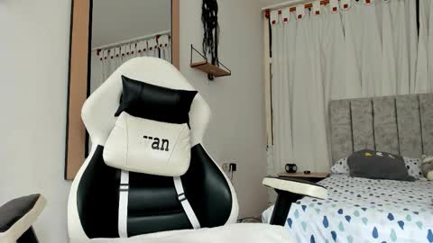 Evan online show from 11.03.25