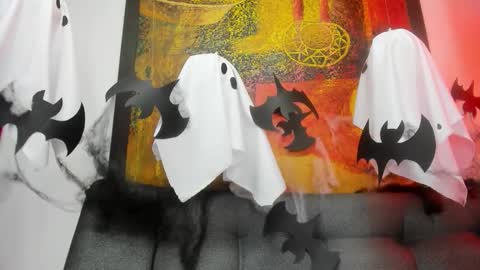 Evan and Susan online show from 10.18.25