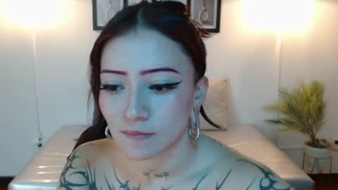 Evanssa lx online show from 04.20.26