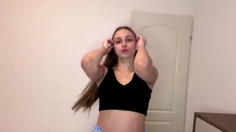 evarenard_ online show from 03.01.26