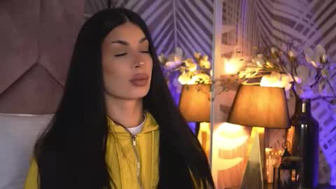 EvaRhea online show from 02.02.26