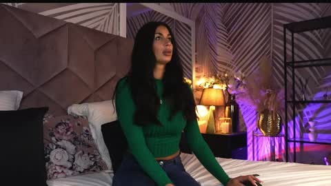 EvaRhea online show from 03.31.26