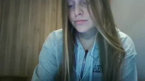 evasapples2026 online show from 01.15.26