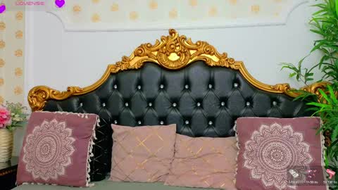 evasinclairr online show from 04.21.26