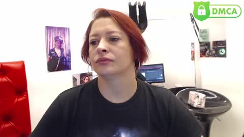 Snapshot of evatwiss chatting on 09.13.25 Eva Twiss online show from 09.13.25