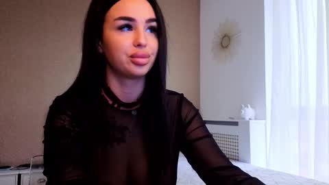 Snapshot of evaxrose chatting on 11.13.25 Eva online show from 11.13.25