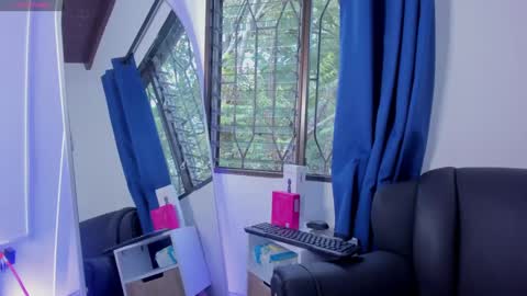 Eva Queen online show from 09.20.25