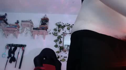 Eve Blue  friends. IG eve blue77 TW EveBlue 1 OF eveblue7 online show from 03.11.25