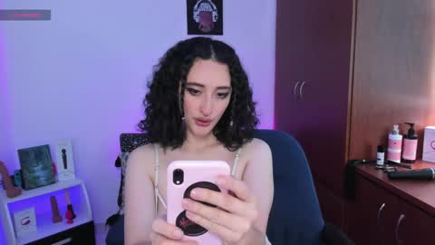 Snapshot of evee_uwu chatting on 01.30.25 Eve Jane online show from 01.30.25