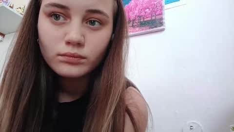 Snapshot of eveliaballiett chatting on 02.25.26 Noor online show from 02.25.26