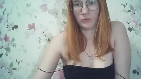 Snapshot of eveliina_shy chatting on 04.29.26 Evelina online show from 04.29.26