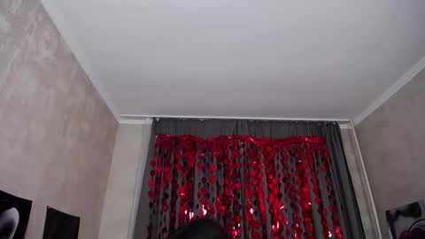 Snapshot of evelingills chatting on 02.20.26 Evelin online show from 02.20.26