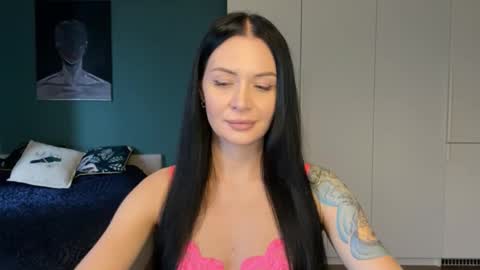 Snapshot of evelingoddess chatting on 10.10.25 your Love online show from 10.10.25