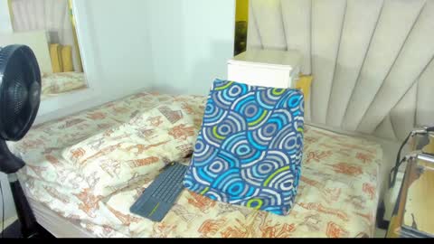 DAYANITA online show from 01.21.25