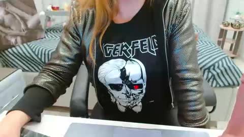 evelove online show from 04.04.26