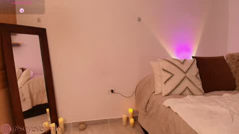 Evelyn Ruiz online show from 04.16.26