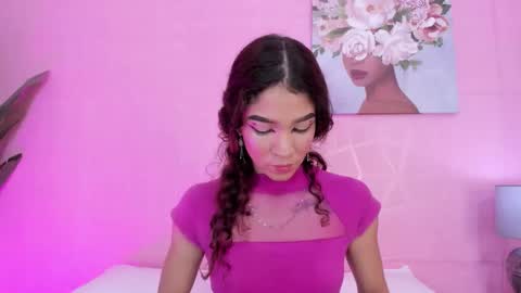 Snapshot of evelyn__rose1 chatting on 03.04.26 evelyn__rose1 online show from 03.04.26