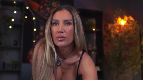 Evelyn online show from 02.01.26