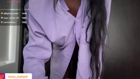 Snapshot of evelyn_jhonson3 chatting on 03.05.25 E V E L Y N online show from 03.05.25