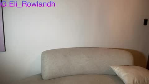 E V E L Y N  online show from 04.15.26