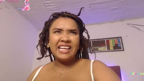 Snapshot of evelyn_sandoval chatting on 01.06.25 Evelyn Sandoval online show from 01.06.25