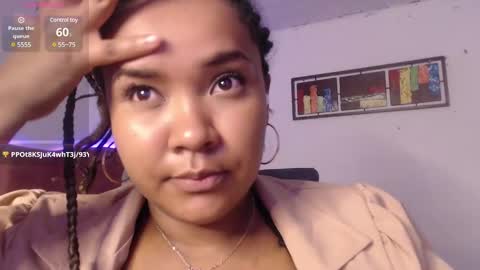 Snapshot of evelyn_sandoval chatting on 01.16.25 Evelyn Sandoval online show from 01.16.25