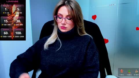 evelyne_rose online show from 01.14.25