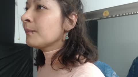 Evelyne online show from 04.15.26