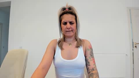 evelynevyyy online show from 03.16.26