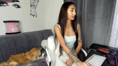 Evelyn online show from 12.01.25