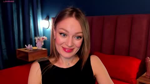 Evelyn online show from 02.07.26