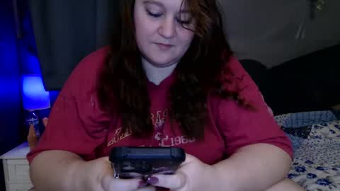 Evelyn Vanderbilt online show from 11.25.25